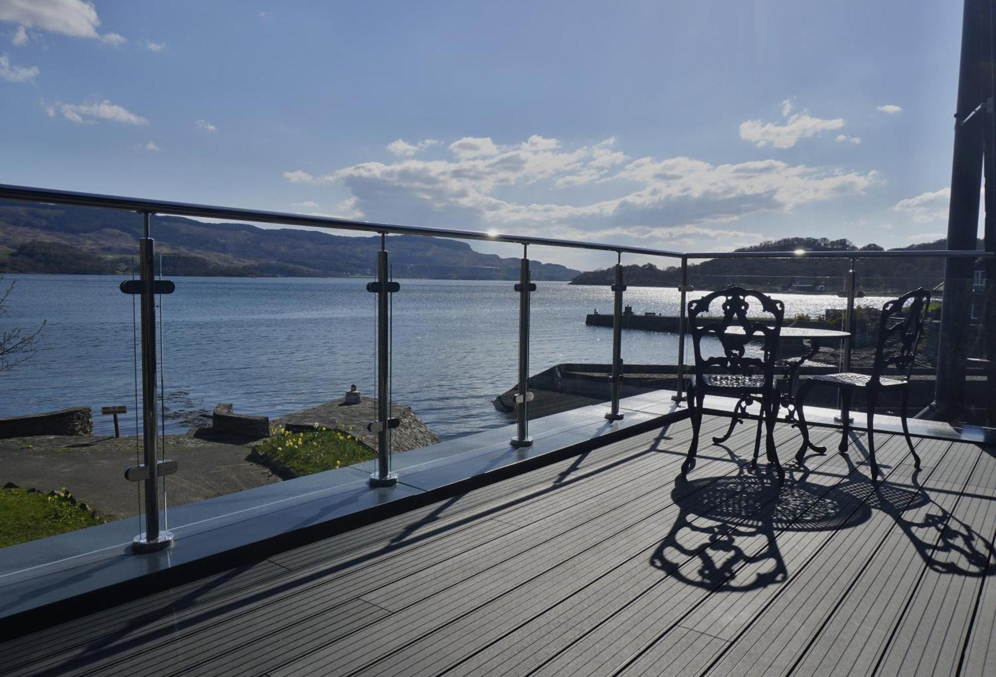 Melfort Pier & Harbour Resort Kilmelfort Exterior photo