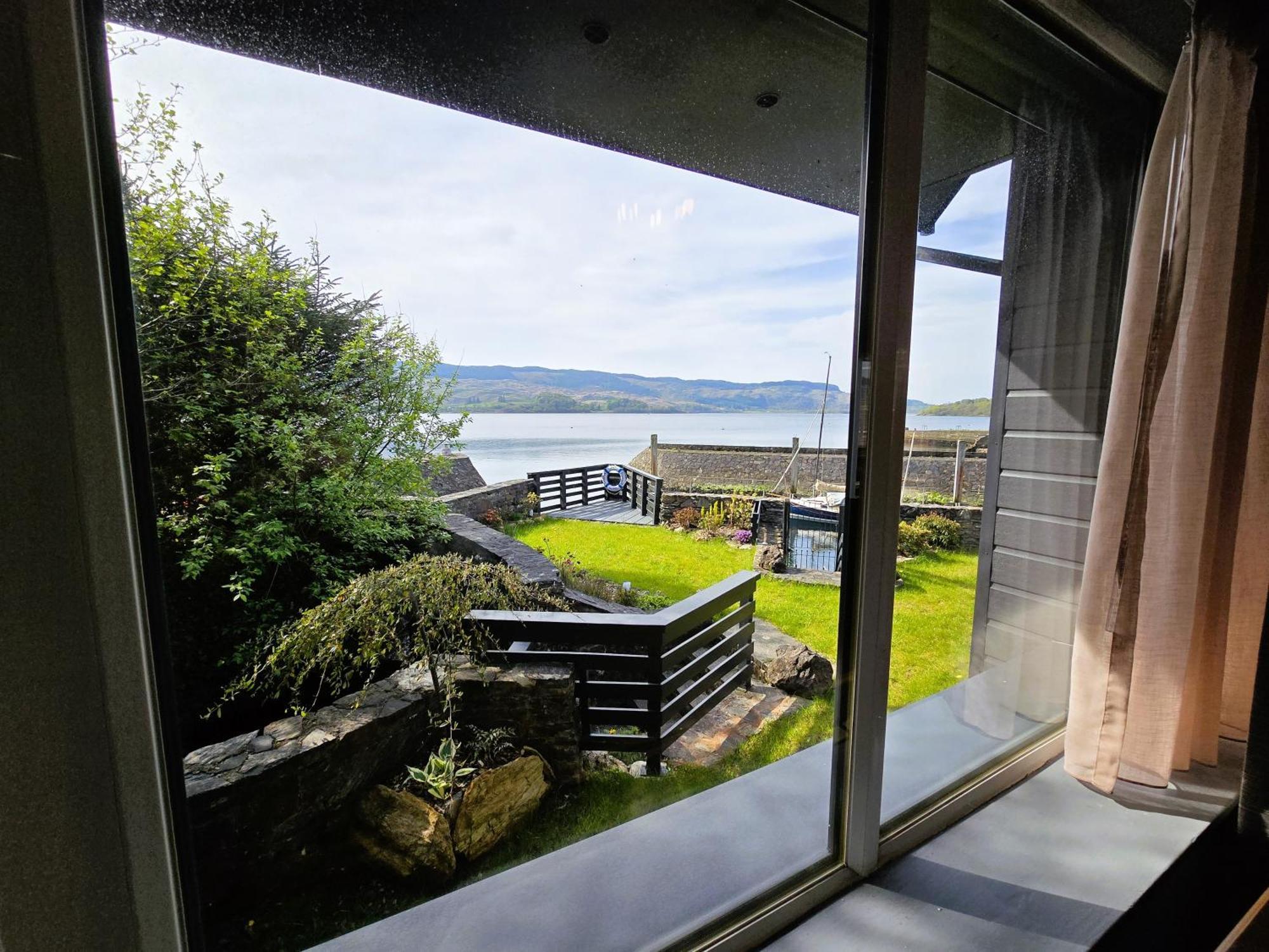 Melfort Pier & Harbour Resort Kilmelfort Room photo